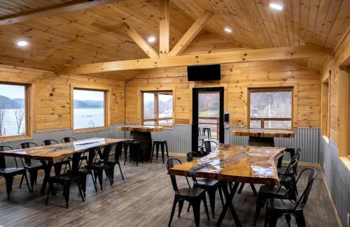 Scio House | Group Friendly Cabin with Spa on the Deck in Ohio