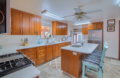Circleville House | Group Getaway w/Mtn Views: Home in Circleville!