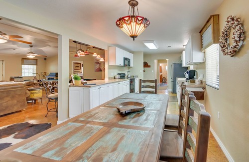 Buffalo House | 'Guest House' 92-Acre Buffalo Hideaway w/ Rec Barn