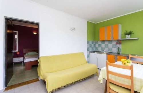 Polace Apartment | Guest House Busurelo - One Bedroom Apartment with Sea View