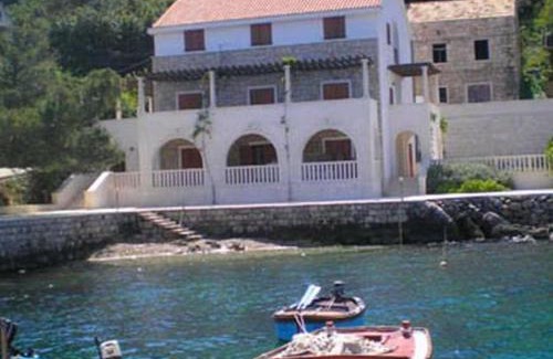 Kozarica Bed & Breakfast | Guest House Hazdovac