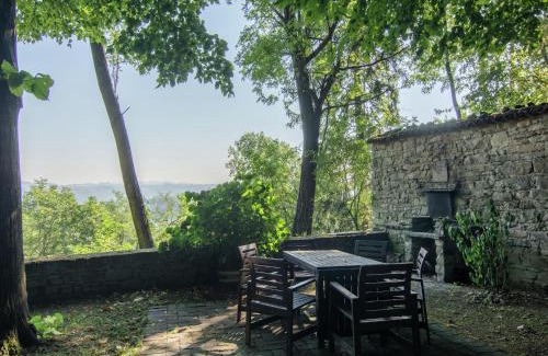 Ovada Apartment | Guest House in Monferrato with Wine Tasting