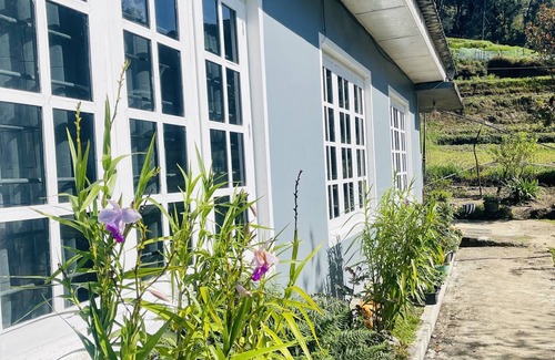 Seetha Eliya House | Guest House in Nuwara Eliya with Green View