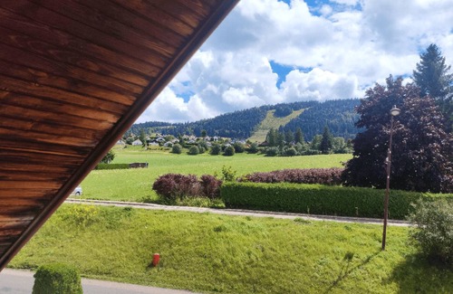 Metabief House | Guest house located in the heart of the village of Métabief, fully equipped luxu