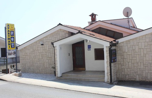Ploce Apartment | Guest House San Antonio - Deluxe Room with Patio no.4