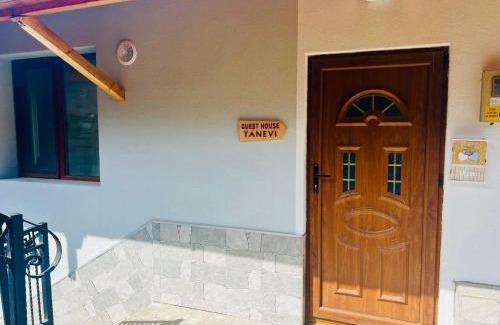 Devin Apartment | Guest House Tanevi