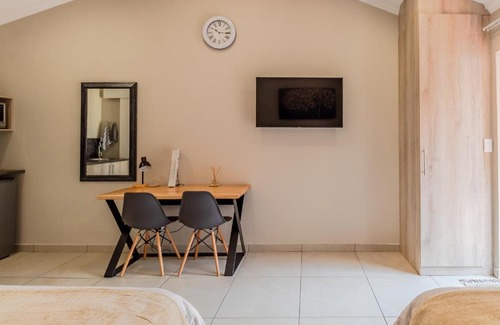Eldoraigne Apartment | Guest On Wynne