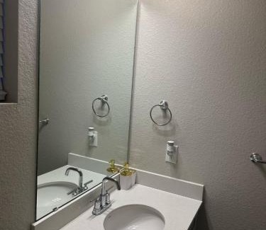 Castle Rock House | Guest Suite in Castle Rock