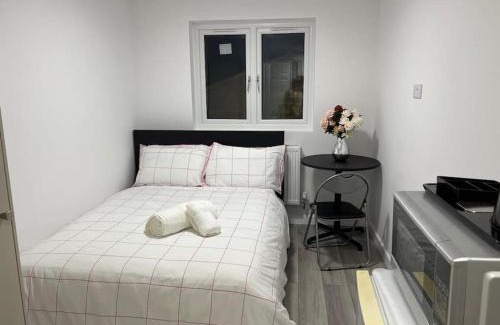 Bletchley Apartment | Guest Suite in Milton Keynes
