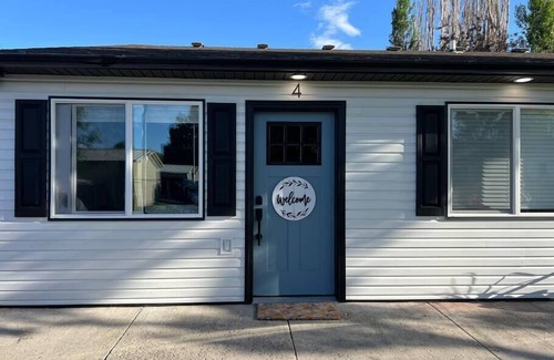 Idaho Falls Apartment | Guest Suites -1998 #4 Peaceful 1 bedroom 1 bath Suite