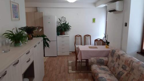 Spodnje Skofije Apartment | Guesthouse Škofije ob Parenzani