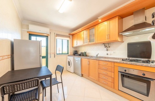 Moita Apartment | GuestReady - A sunny home in Moita
