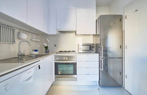 Falca Apartment | GuestReady - Aurora Findings (Garage included)