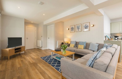 Mullion Cottage | GUINEVERE, pet friendly, luxury holiday cottage, with pool in Mullion