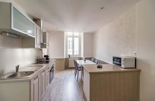 Guingamp Apartment | Guingamp centre, agreable T2