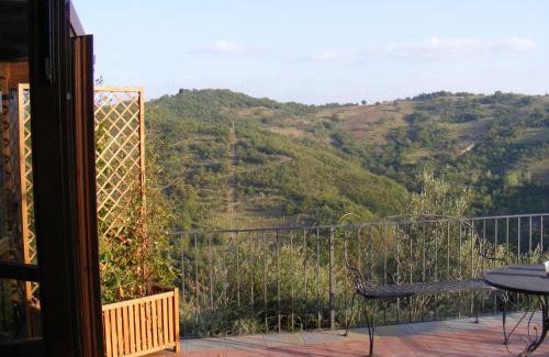 Montelovesco House | Guinzano