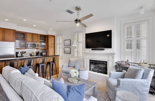 Rosemary Beach Condo | Gulf Views-Two-story Condo in Rosemary-2 Bikes-Heated Pool Access
