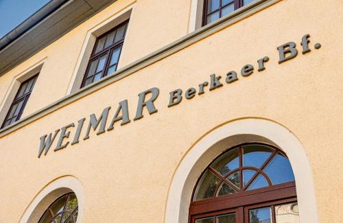 Weimar House | Gutenacht Bahnhof