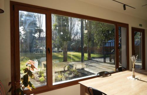 Villa Los Coihues Bed & Breakfast | Guti Andino Hostel Boutique