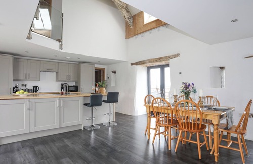 Brynrefail Cottage | GWEL Y FENAI, pet friendly, character holiday cottage in Y Felinheli