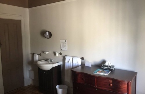 Argenteuil Regional County Municipality Hotel | Hôtel du Chasseur