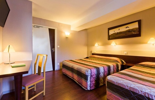 Orcines Hotel | Hôtel les Hirondelles