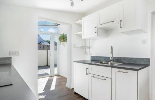Warminster House | H&H-The Old Chippy