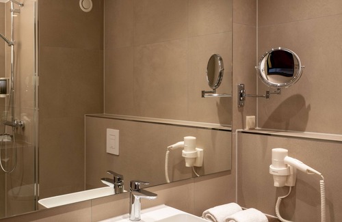 Kirchrode-Bemerode-Wulferode Hotel | H+ Hotel Hannover