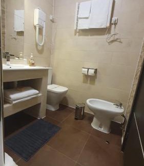 Pozuelo de Alarcon Hotel | H La Cabaña