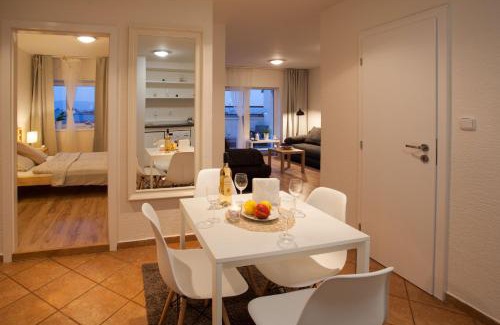 Brno-stred Apartment | Haas Apartments Stojanova with Parking