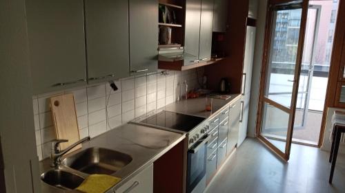 Itainen District House | Habitación privada en apartamento compartido