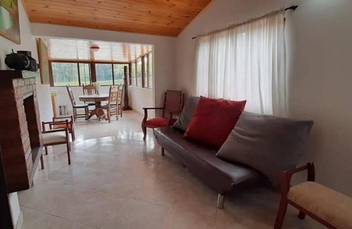 El Rosal House | Hacienda Moncora cabaña lago p2