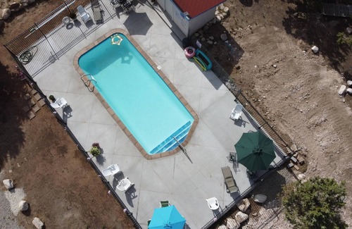 Spring City Apartment | Hacienda Roja - The Juniper #5 at Wind Walker Homestead, Sleeps 8