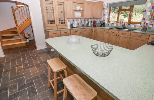 Clydey House | HAFAN DAWEL, pet friendly, with open fire in Newcastle Emlyn