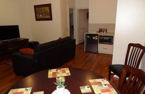 Hahndorf Cottage | Hahndorf Oak Tree Cottages