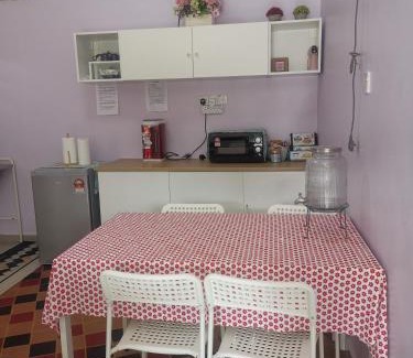 Raub House | Haji Homestay - A tiny house with 2 bedrooms