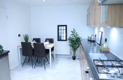 Tottenham Green House | Hale Lodge