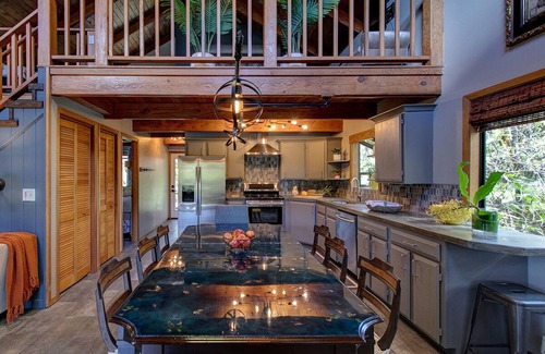 Royal Hawaiian Estates House | Halehikiola: 2 BR, 2 BA House in Volcano, Sleeps 6