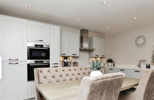 Halewood House | Halewood Haven - 4 Bedroom House