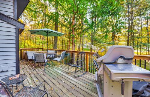 Jim Thorpe House | half Mi to Bear Creek Lake Gem with Fire Pit!