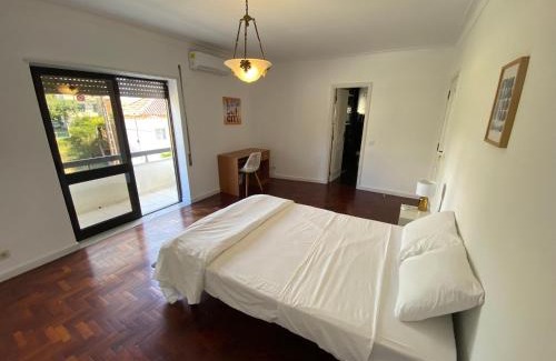 Leiria House | Half Way Lisbon - Porto - EDM