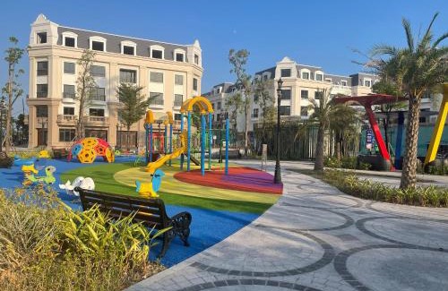 Mong Cai Apartment | HaLi Home