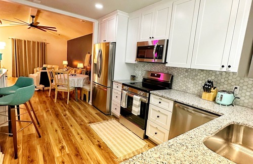 Murrells Inlet House | Hammock Coast Escape - 2BR, 2 BA with Garage + Trailer space