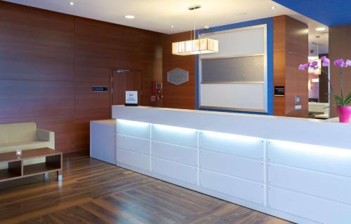 Matarnia Hotel | Hampton by Hilton Gdansk Airport