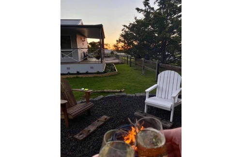 Port Albert Cottage | Hampton Cottage - " A Place To Call Home"