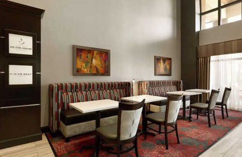 Webster Hotel | Hampton Inn and Suites Houston Clear Lake NASA