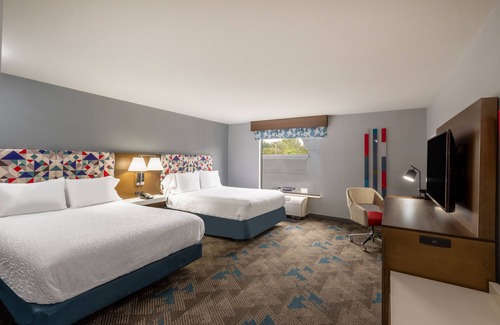 Pricedale Hotel | Hampton Inn Belle Vernon