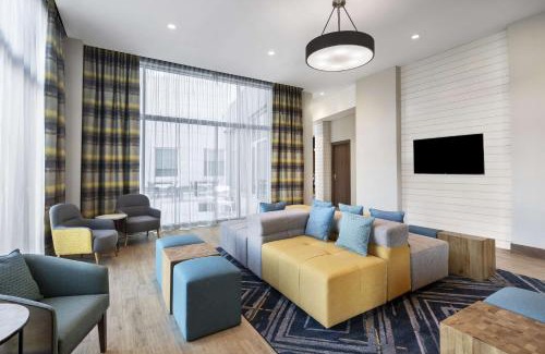 Woburn Hotel | Hampton Inn Boston Woburn