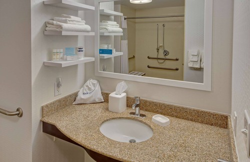 Dunn Hotel | Hampton Inn by Hilton Dunn