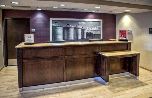 Dunn Hotel | Hampton Inn Dunn